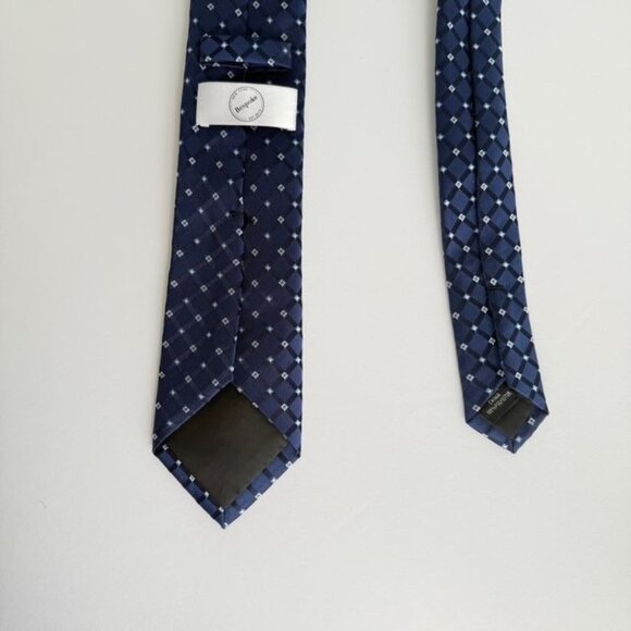 Navy Checkered Bespoke New York Mens Polyester Tie - Picture 7 of 10